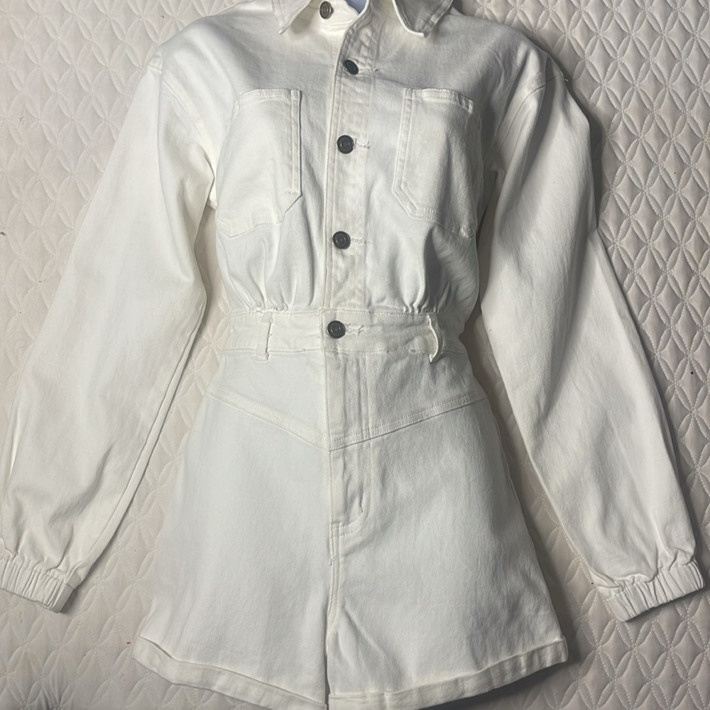 Stylish Cream Button-Up Jumpsuit - Picture 4 of 4